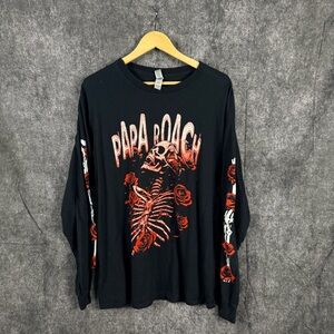 Black Long Sleeve Tee